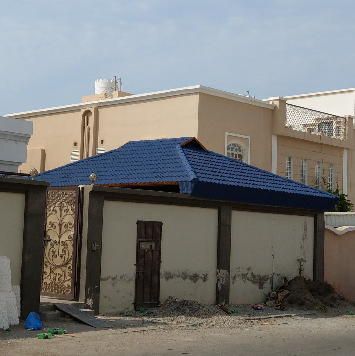 مقاول مظلات وتغطيات مداخل في جدة في جدة